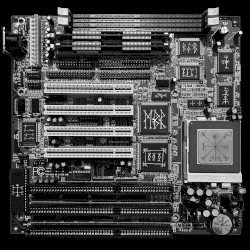HARDWAREZ Cover